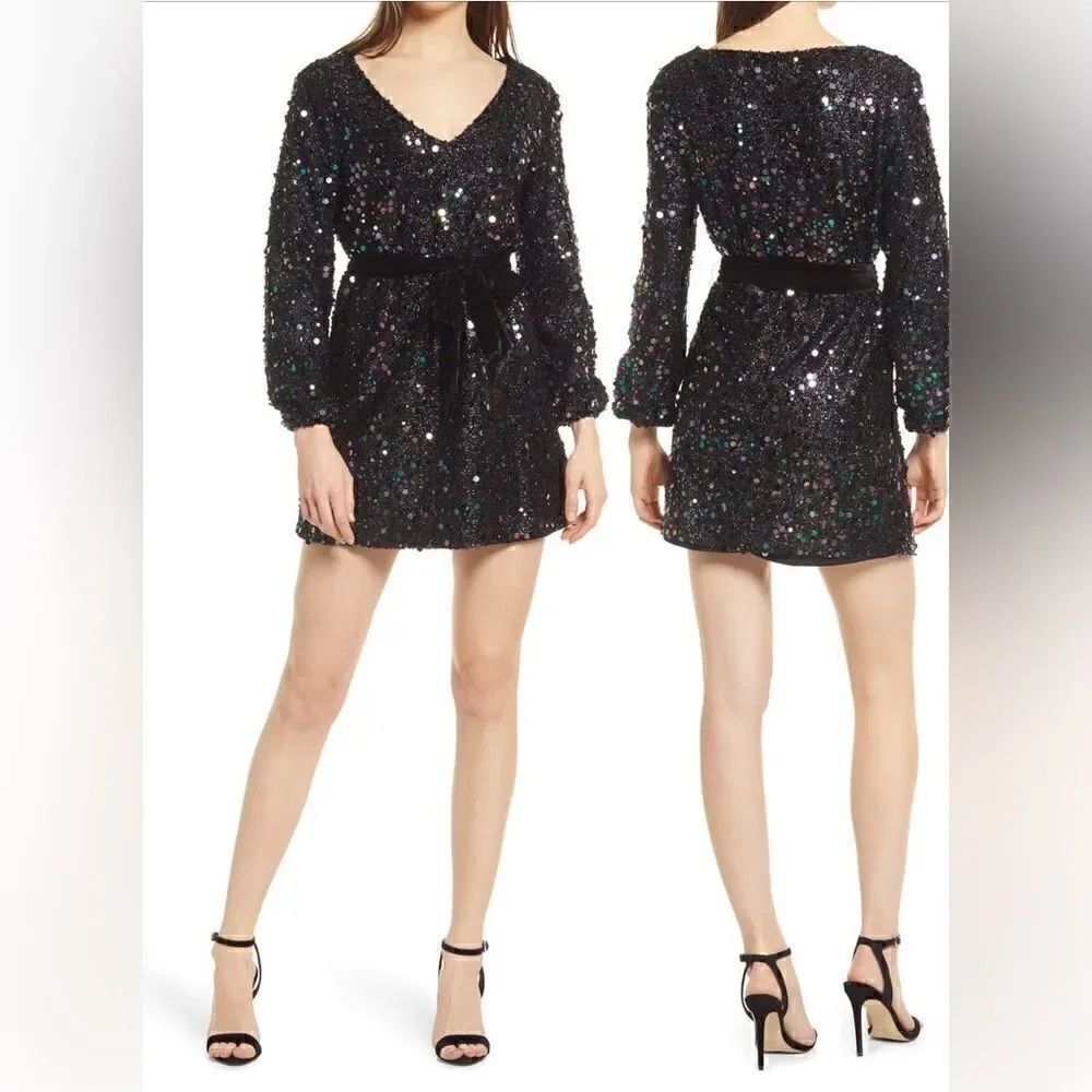 BB DAKOTA BY STEVE MADDEN Marquis Sequin Long Sleeve Dress Size S NWOT